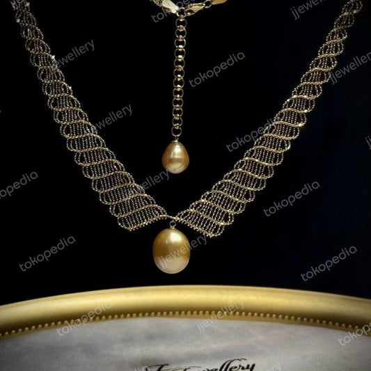 Unique Collar South Sea Baroque Pearl Necklace