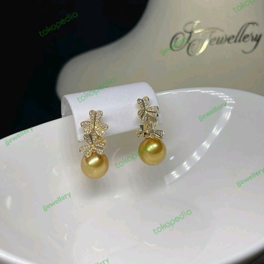 3-Leaf Clover Earrings