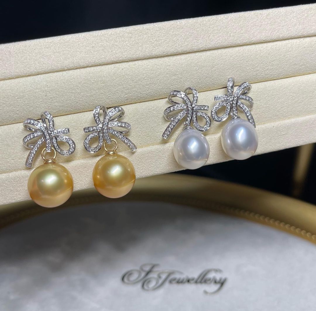 Classic Bow Tie South Sea Pearl Earrings