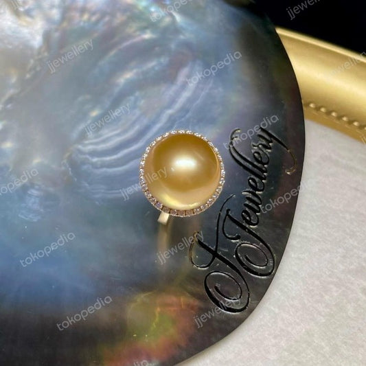 Classic South Sea Pearl Ring - Grade AAA+