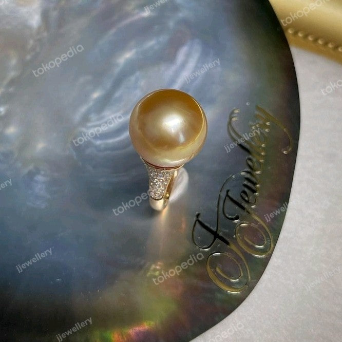 Classic South Sea Pearl Ring