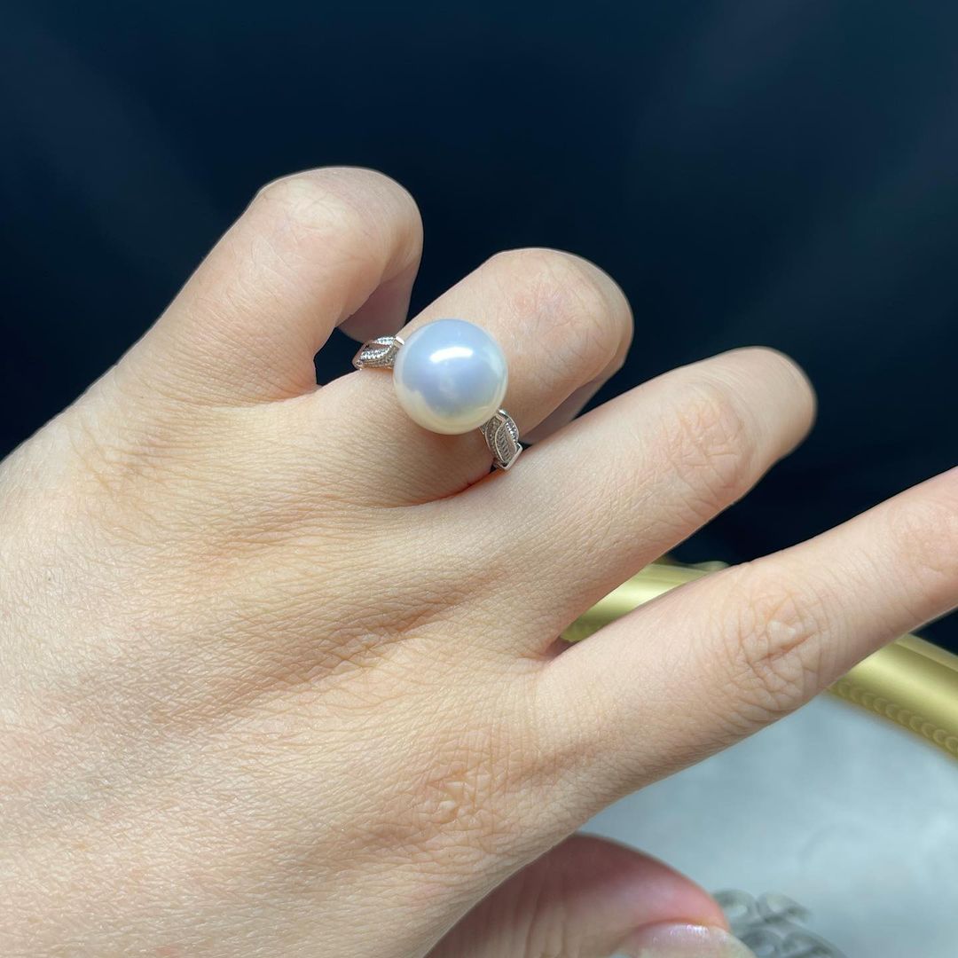 Classic Edison Pearl Ring