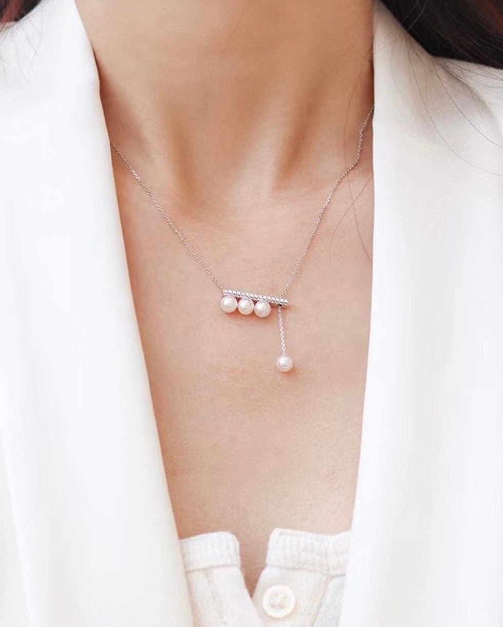 Balance Akoya Pearl Necklace