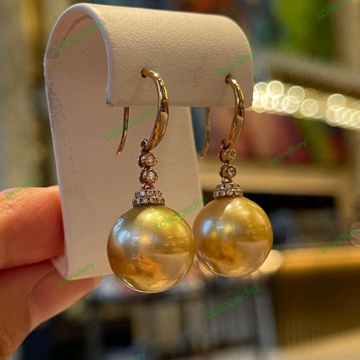 Vintage Dangle South Sea Pearl Earrings